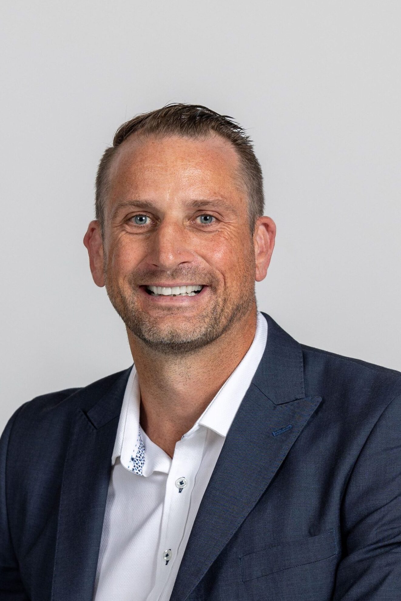 Adam Wallace-Harrison - Smaller file size